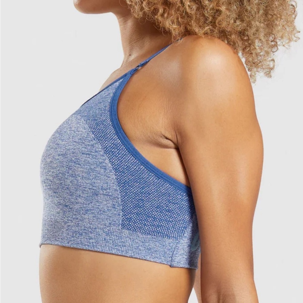 Gymshark Flex Strappy Sports Bra NWOT Light Support Earl Blue Mari Size Medium - Picture 3 of 10